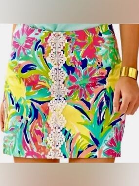 Lilly Pulitzer Multi-Color Floral Print Skort